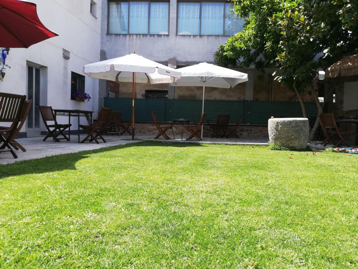 Albergue La Medina De Camponaraya Exterior photo